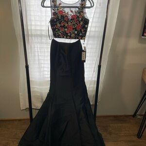 Floral Embroidered Black Two-Piece Gown